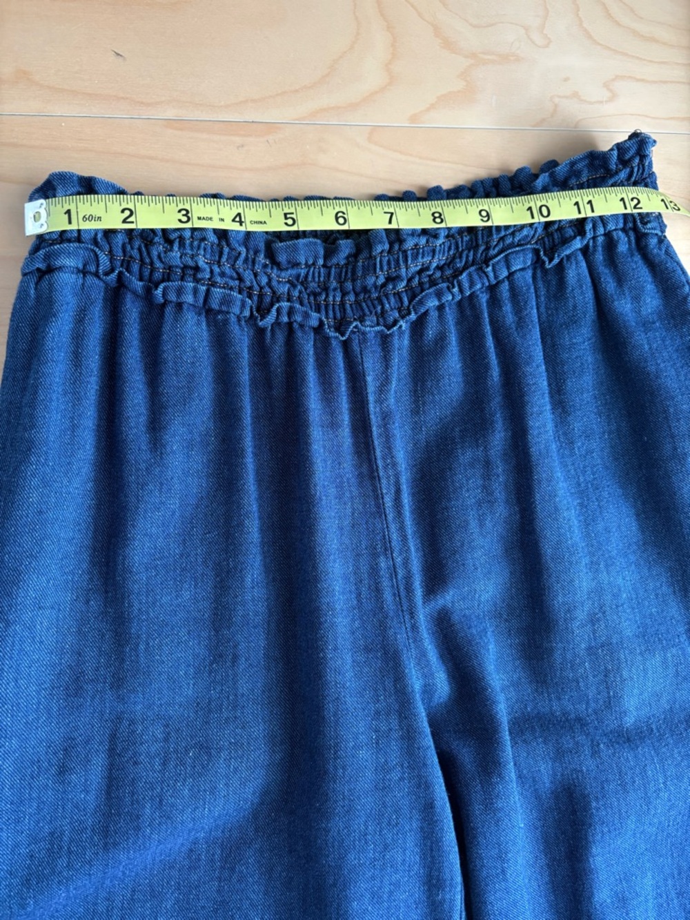 Anthropologie Wide Leg Jeans Size XS Slit at Ankles Ruffle Waist Comfy Cute - Picture 9 of 12